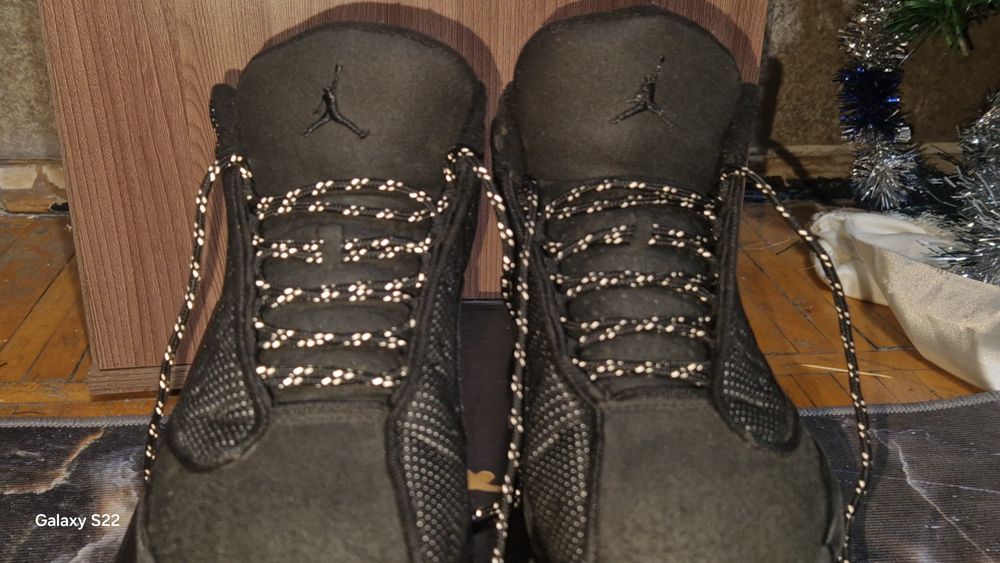 Air jordan 13 black cat