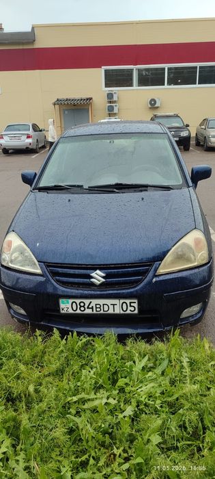Продам машину Suzuki Liana