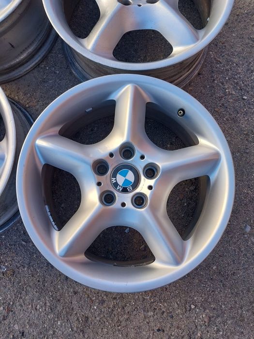 Диски R17 оригинал на BMW.