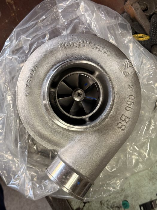 Турбокомпрессор Borg Warner