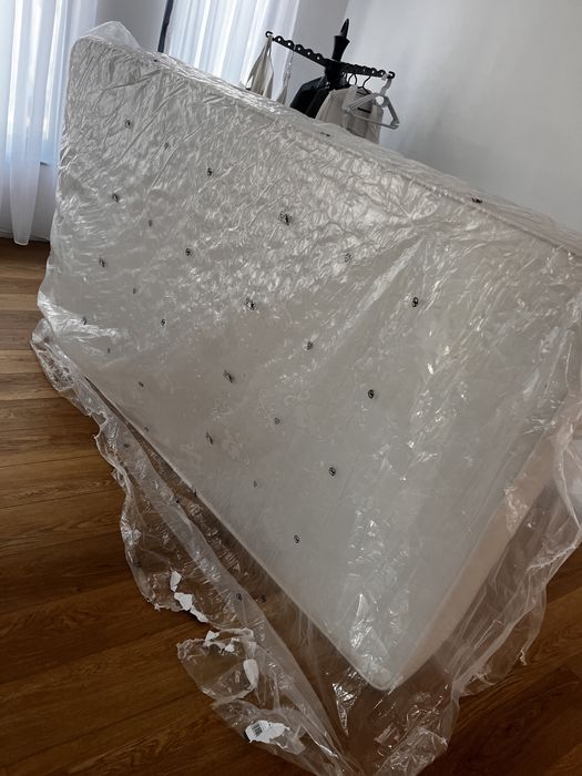 Saltea 140*200 stare foarte buna