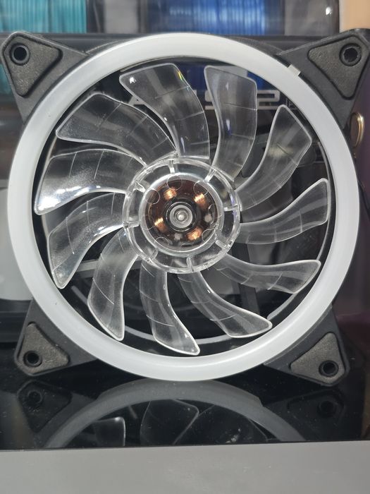 Кулер новый есть 3 штуки