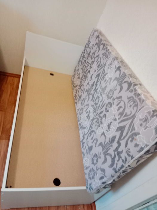 кровать детская 1.5м с матрасом