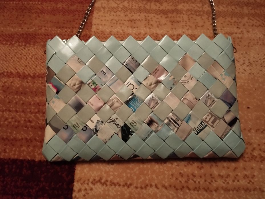 Gentuță handmade din hârtie