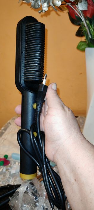 Placi de creponat și îndreptat parul