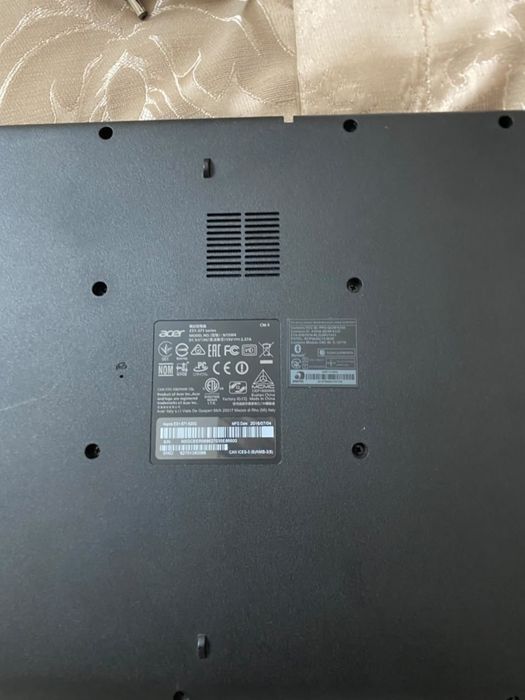 Acer Aspire ES1-571