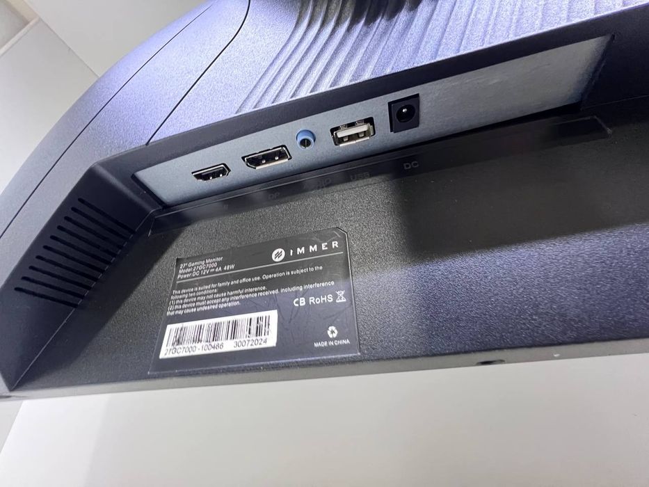 IMMER RGB 27’CURVED 200hz zŏr holarda