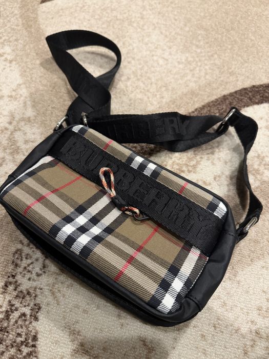 Мъжка чанта с колан