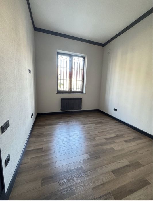 Чинобод санаторияси атрофида енги коттедж сотилади