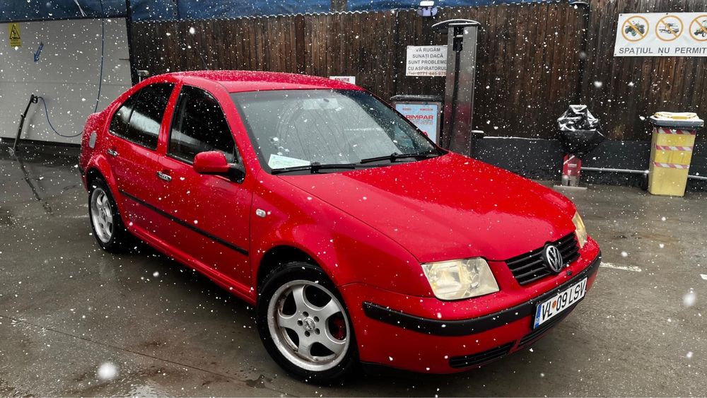 VW Bora 1,6 16v benzina