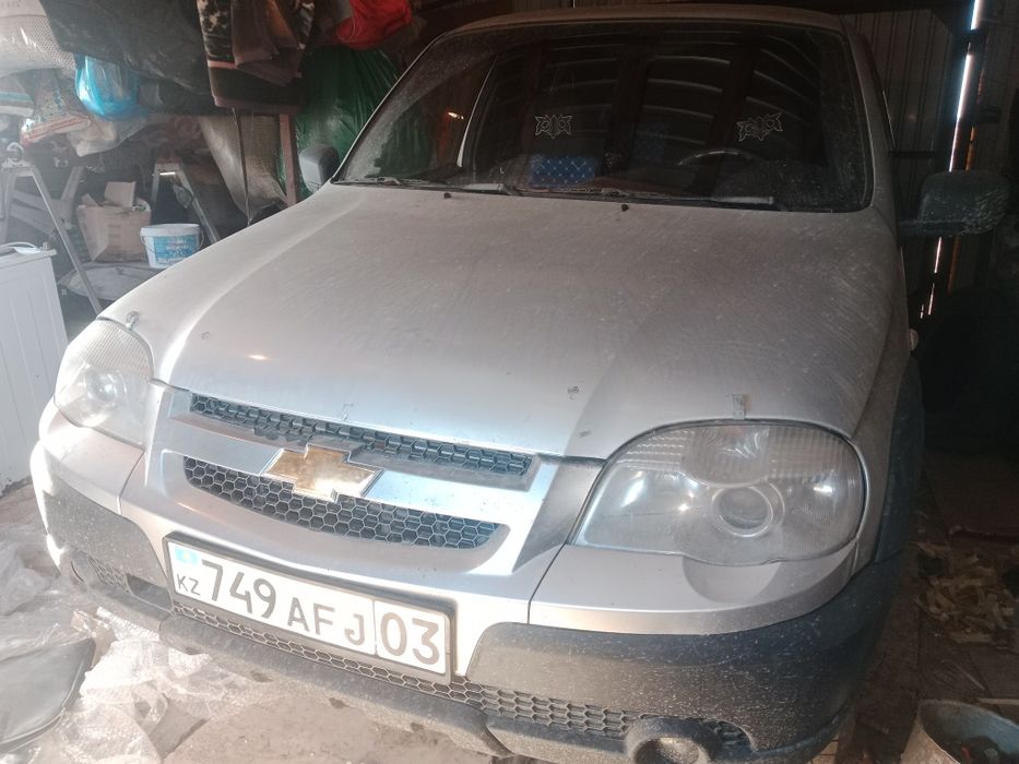 Продам ниву шевроле