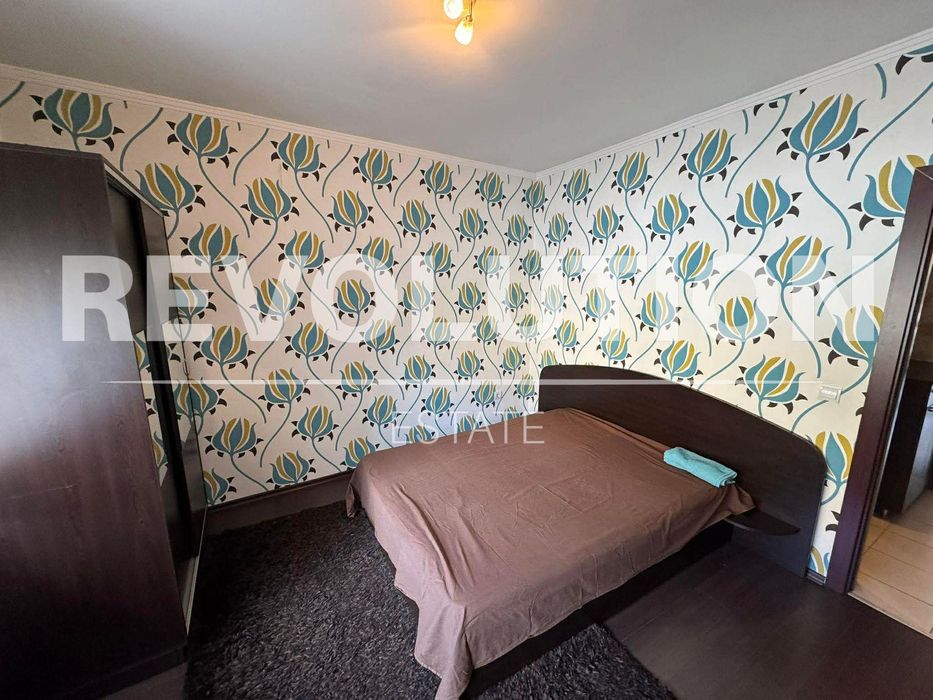 Двустаен апартамент  в гр.Варна, Погреби!