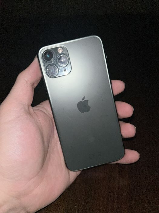 Продаю Iphone 11 pro