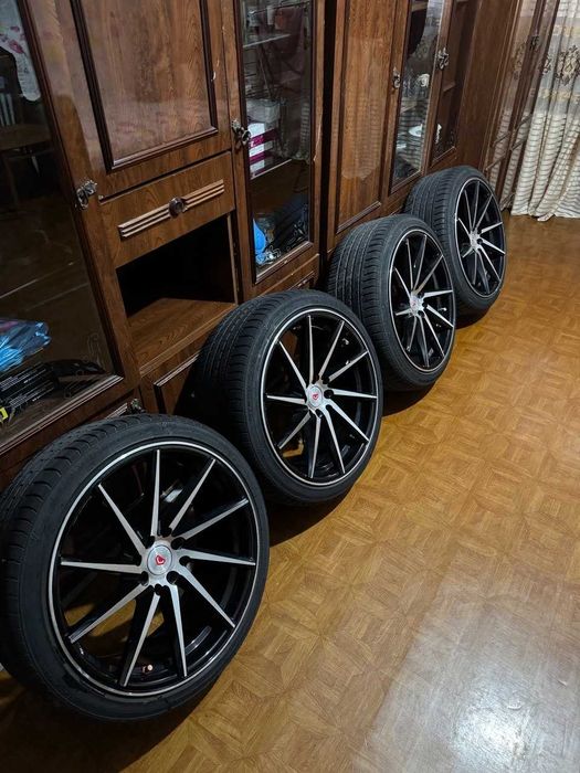 Диски VOSSEN R18 215/40