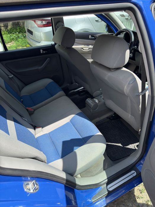 Volkswagen Golf 4 Variant 2.0 benzină, an 2001.