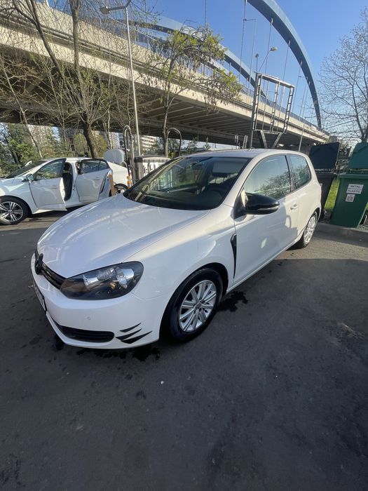 VOLKSWAGEN Golf 2012 — imagine 4