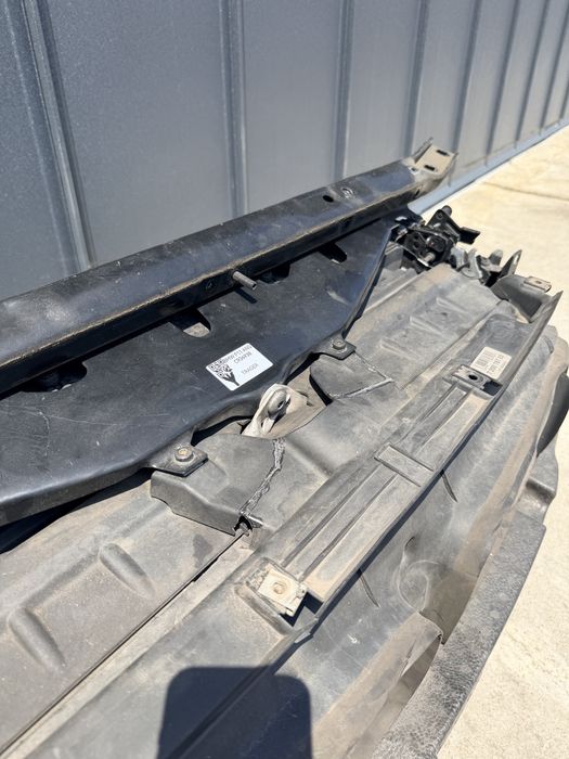 Trager BMW Seria 5 F10 F11 cu radiatoare