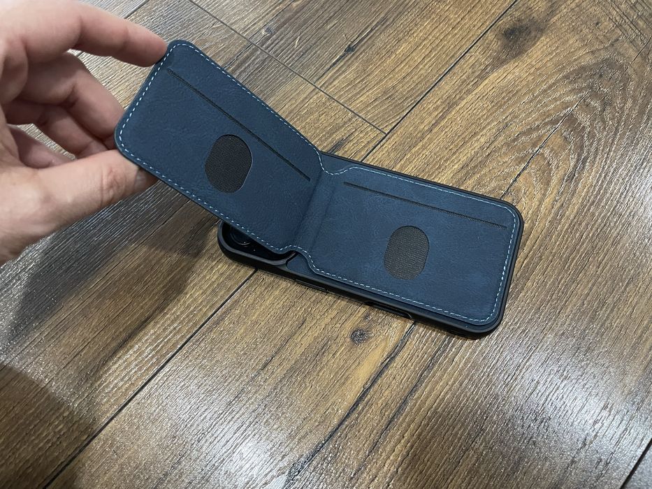 Кейс с портмоне за Айфон iPhone 16