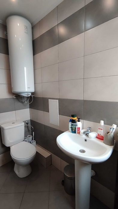 Продава се Двустаен апартамент в Радомир - 64 кв.м за 1076 €/кв.м - Снимка #10