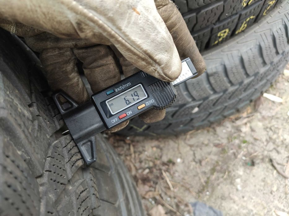 1бр Зимна гума 215 65 17 - Goodyear - DOT 2024