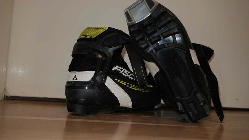 обувки за ски бягане