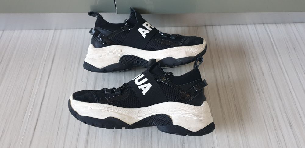 DSQUARED2 Leather Made in Italy / 37 / 23.5 см ОРИГИНАЛ! Дамски Кецове