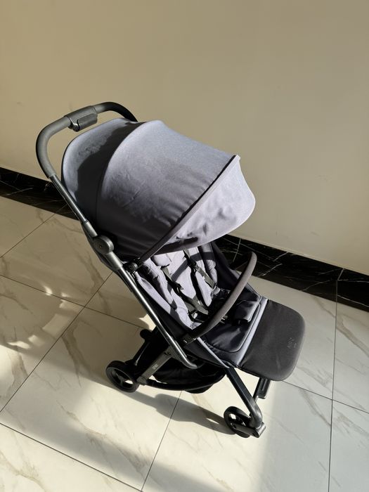 Продается коляска Anex Air Z (2 в 1)