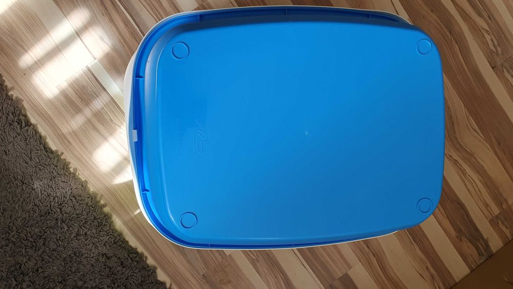 Нова Котешка тоалетна открита с борд