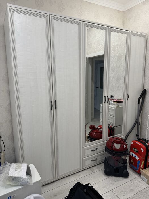 Продам Белорусский спальный гарнитур