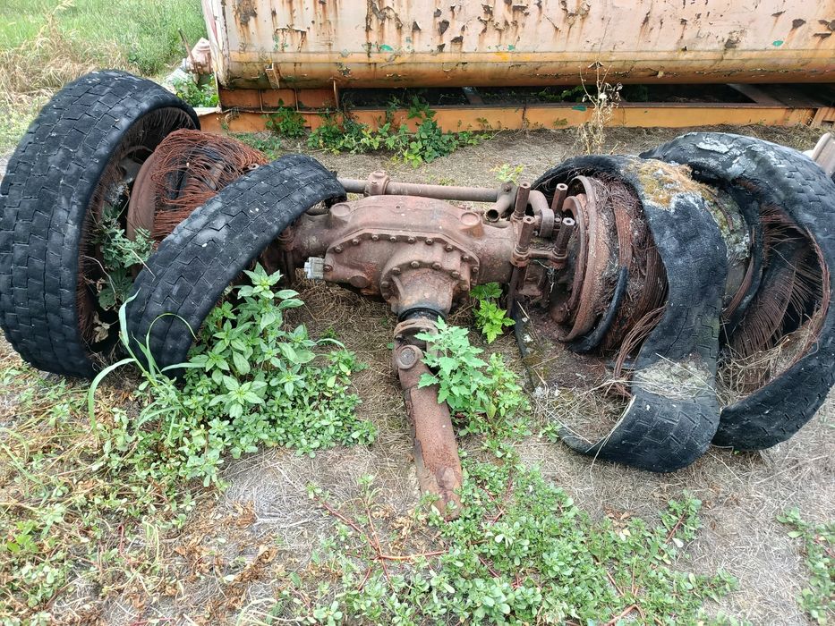 Axă față, spate camion MAN