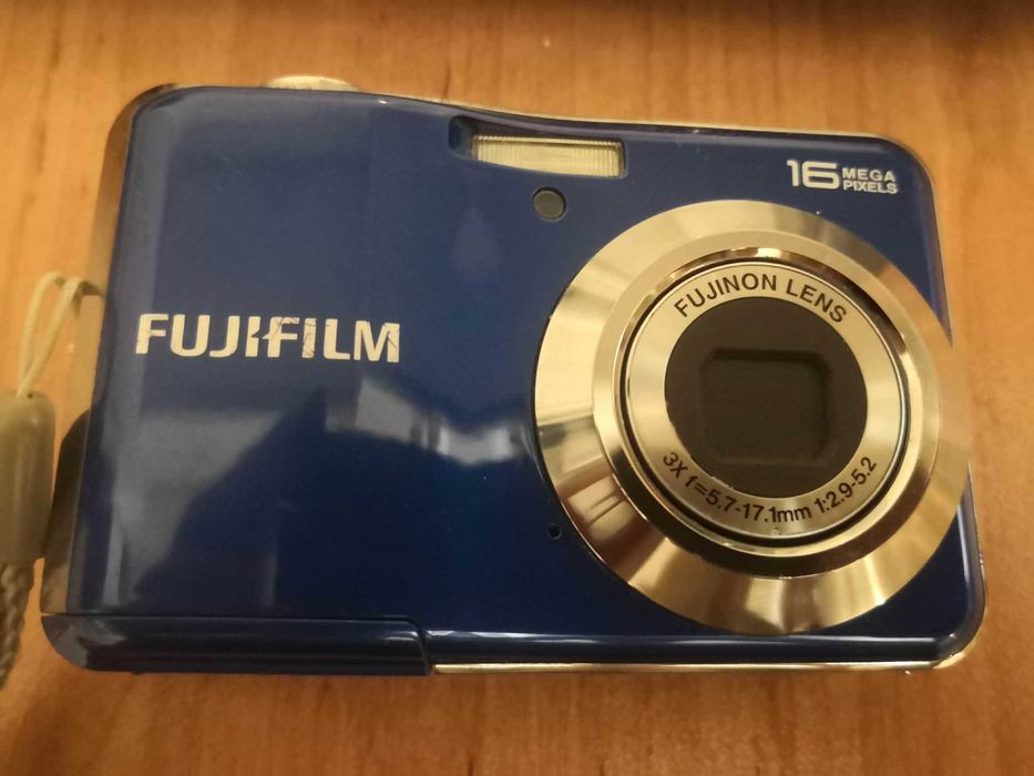 Фотоапарат FujiFilm FinePix 16 Мегапиксела