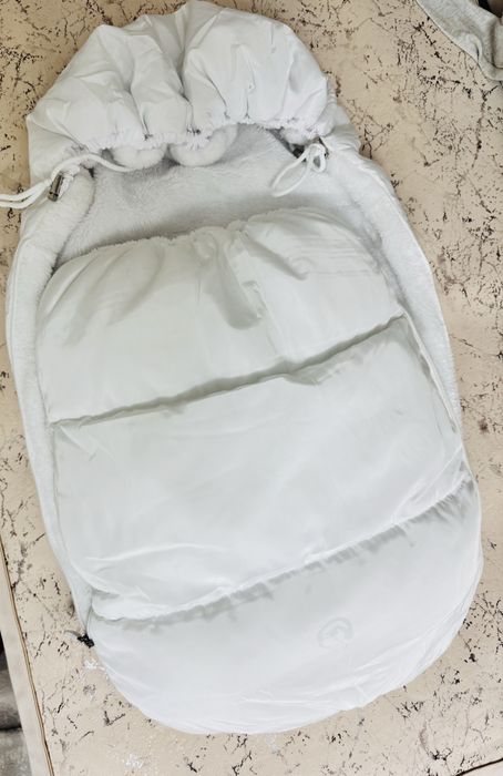 Комбинезон с коконом 62-68 размер