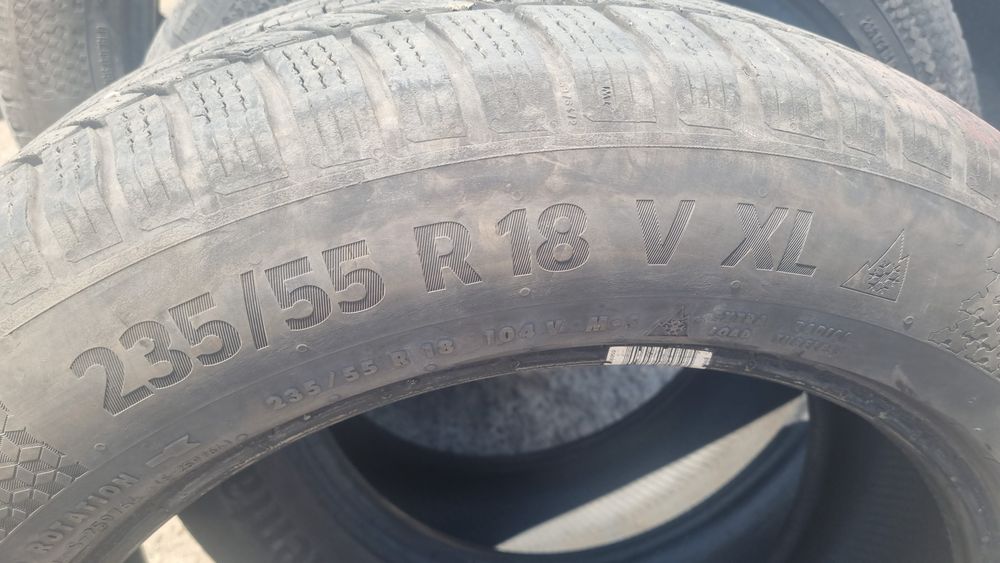 Vand 4  anvelope  235 55 18 iarna