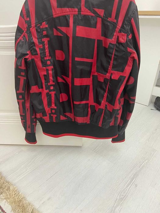 Продам ветровку Iceberg