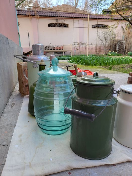 Мясорубка, термос, казан, ёмкости для хранения