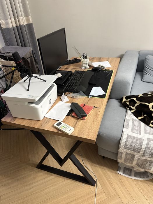 Продам письменный стол