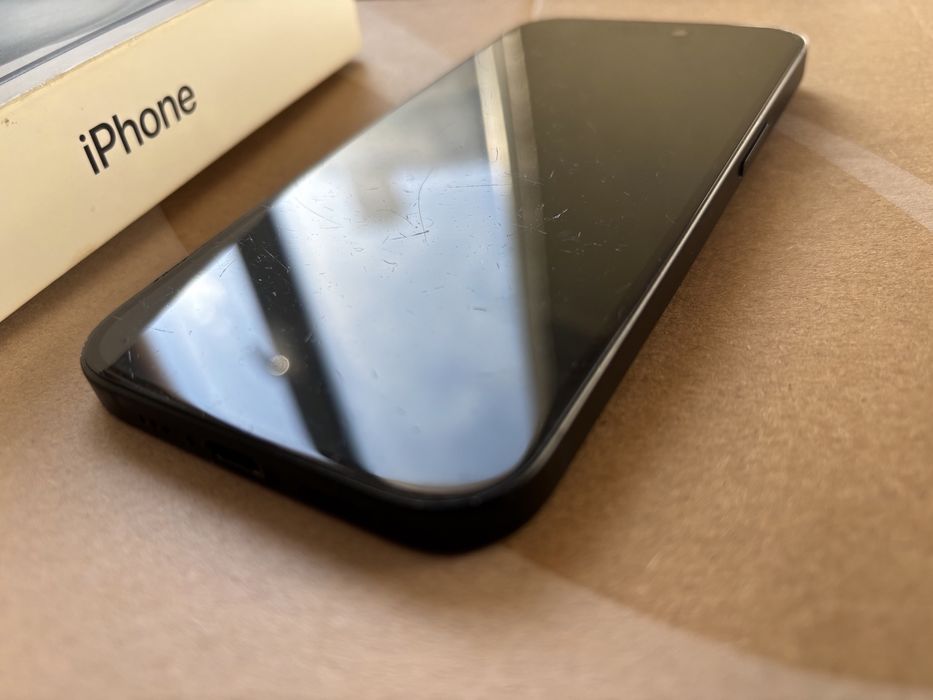 IPhone 128GB - за части