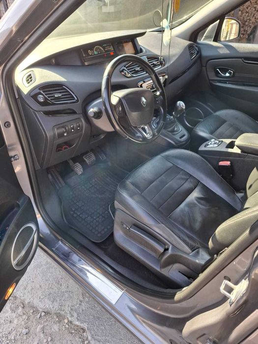 Renault grende scenic
