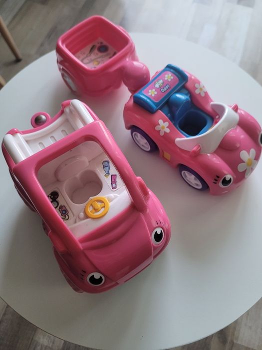 Set masinute Wow Daisy cu remorca