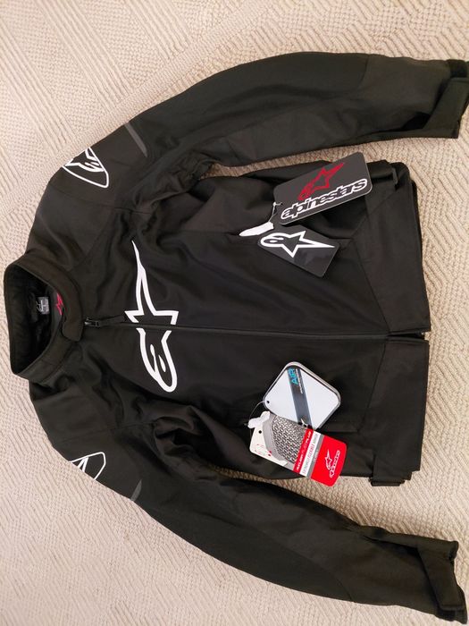 Продавам Моторджийско  яке Alpinestars