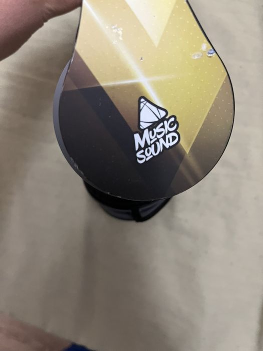 Слушалки music sound