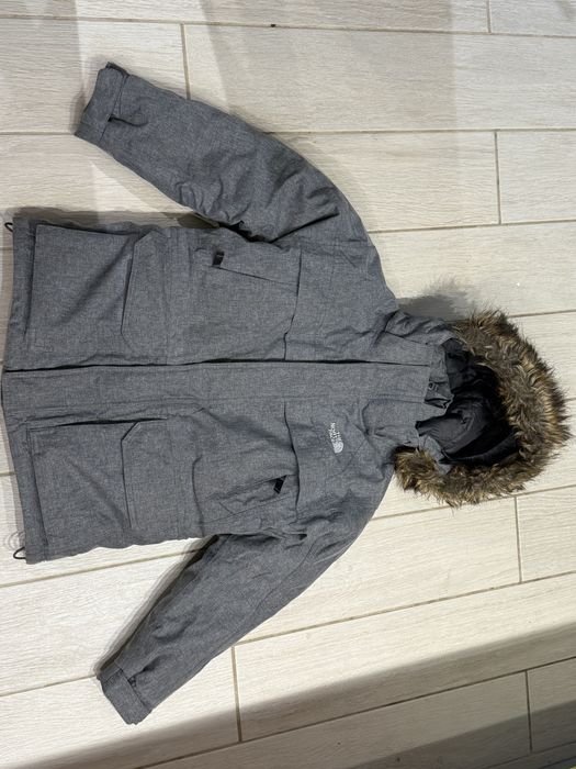 Geacǎ iarna puf copii-North Face McMurdo(marime-S, pt copii 135-150cm)