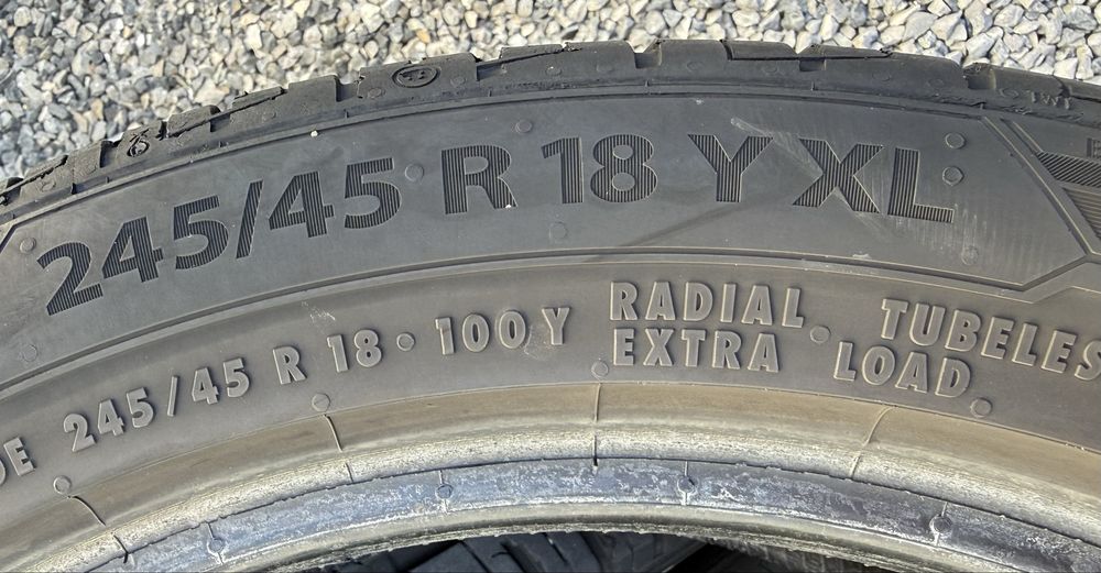 4бр 245/45/18 на 6,8мм с 22дот Барум