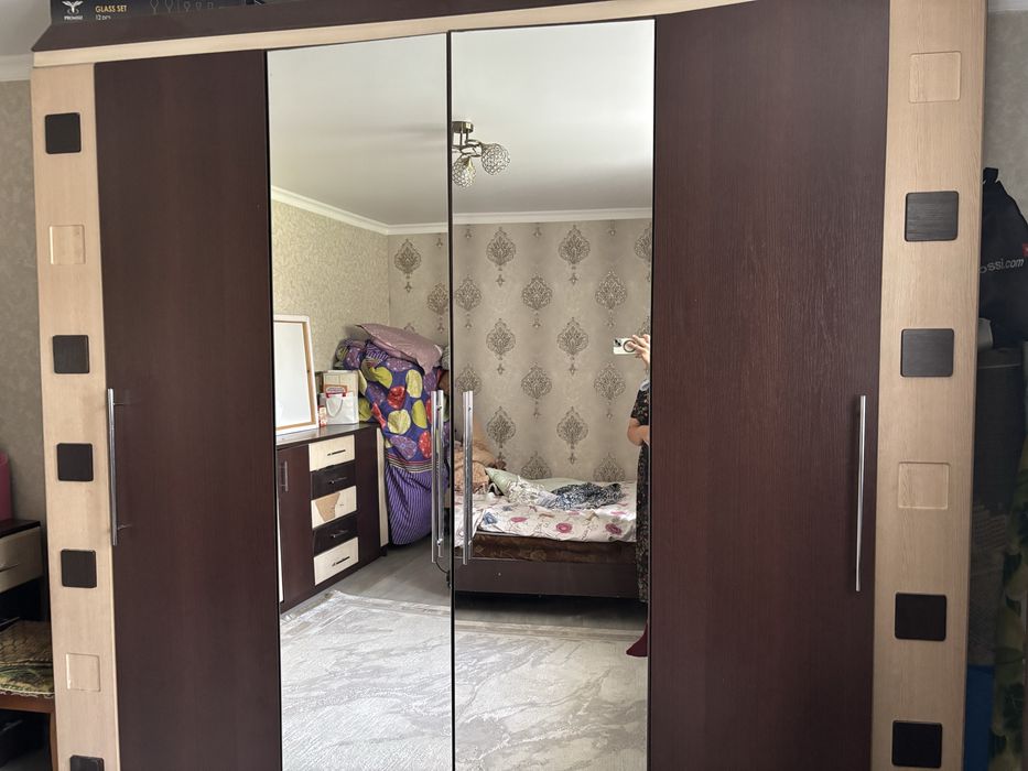 Спальный гарнитур