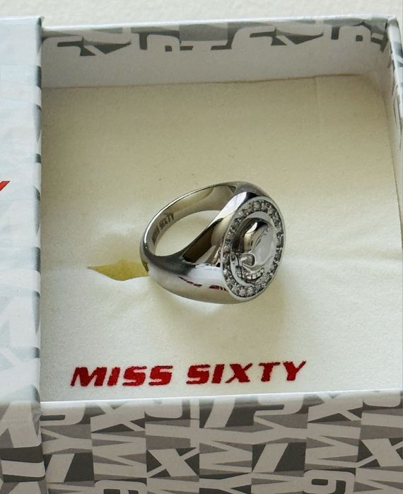 Пръстен на Miss Sixty