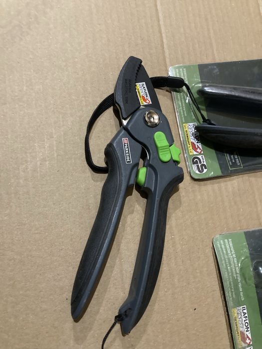 Foarfeci vie Germania Noi