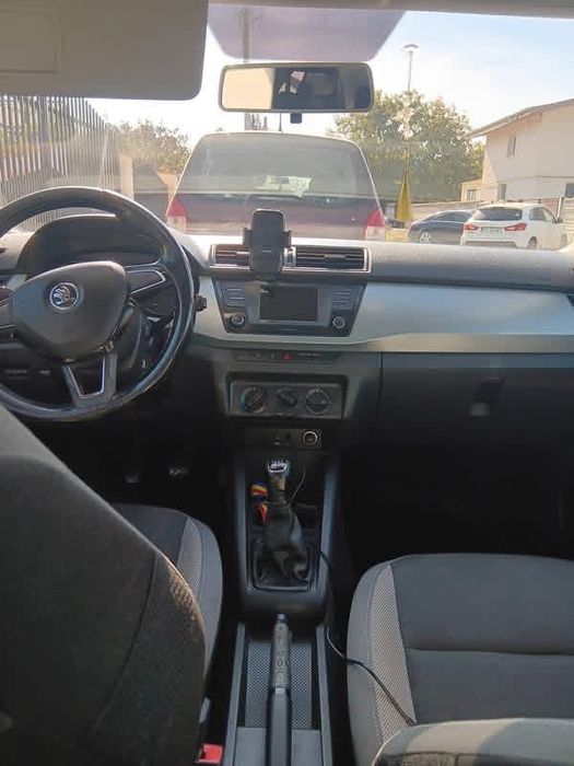SKODA Fabia 2017 — imagine 3
