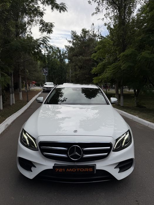 Mercedes Benz W213 E200