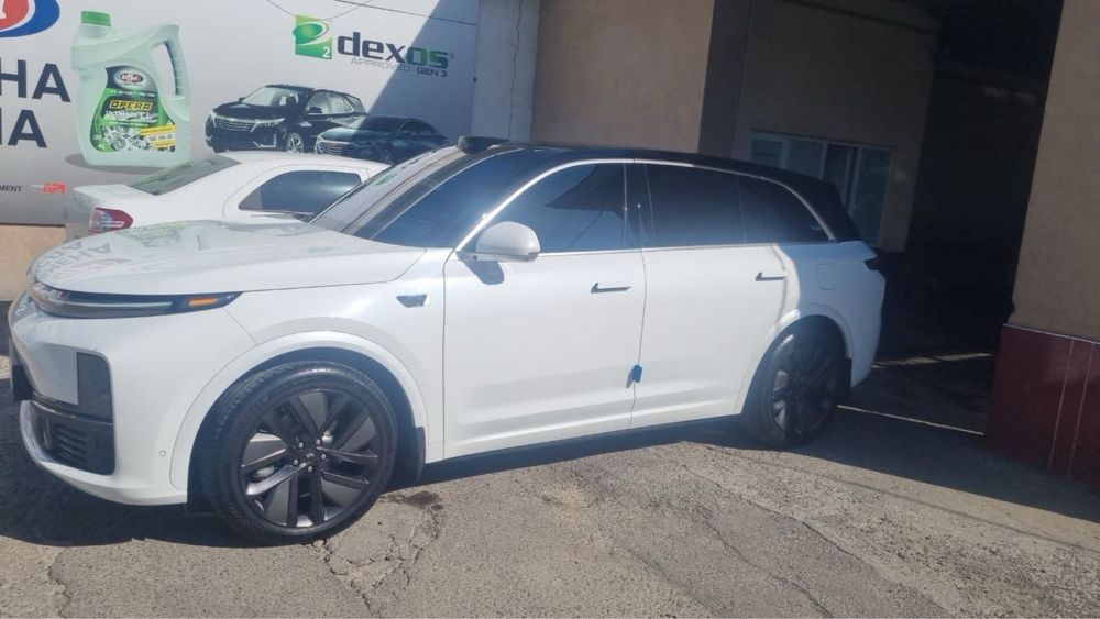 Lixiang L7 2024 — 2