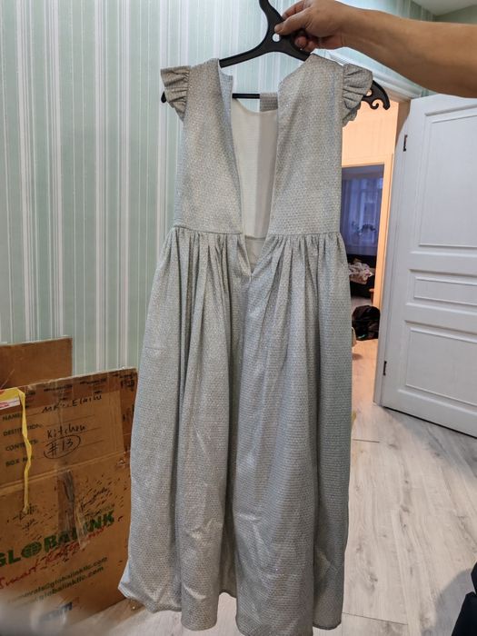 Платье в отличном состоянии